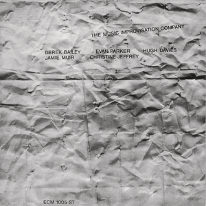 调教小男奴光着小jiji慕宝
